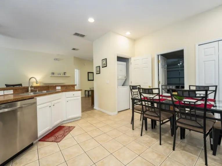 High Grove (29684) 4-bedroom Villa in Clermont