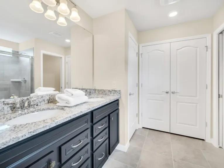 Solterra (6139) 5-bedroom Villa in Davenport