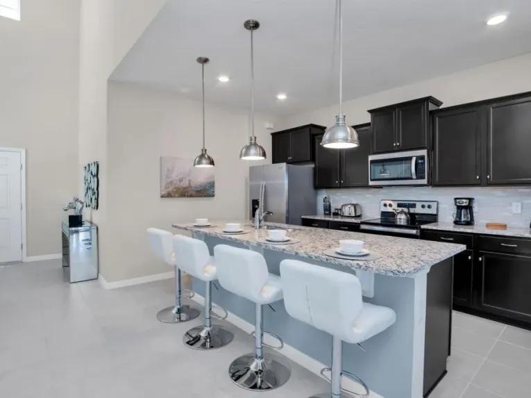 Windsor Island (5526) 6-bedroom Villa in Davenport