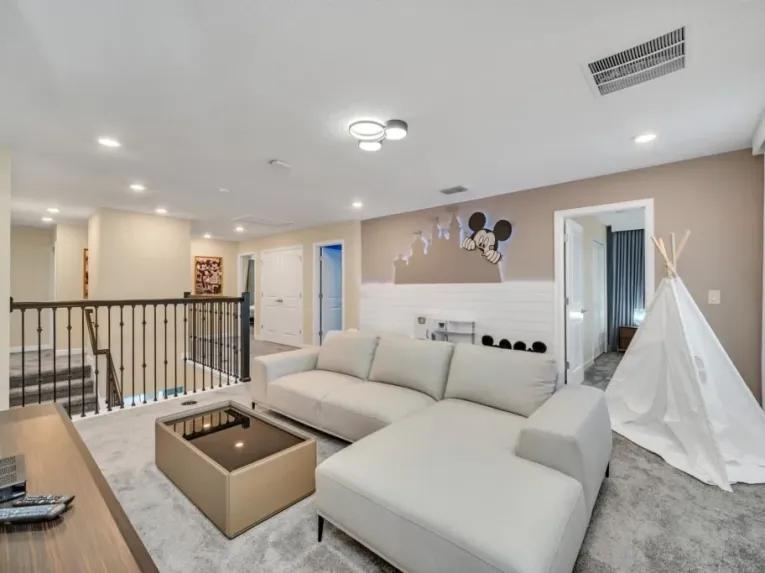 Storey Lake (7401) 9-bedroom Villa in Kissimmee