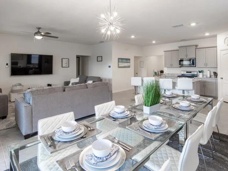 Solterra (5732) 6-bedroom Villa in Davenport