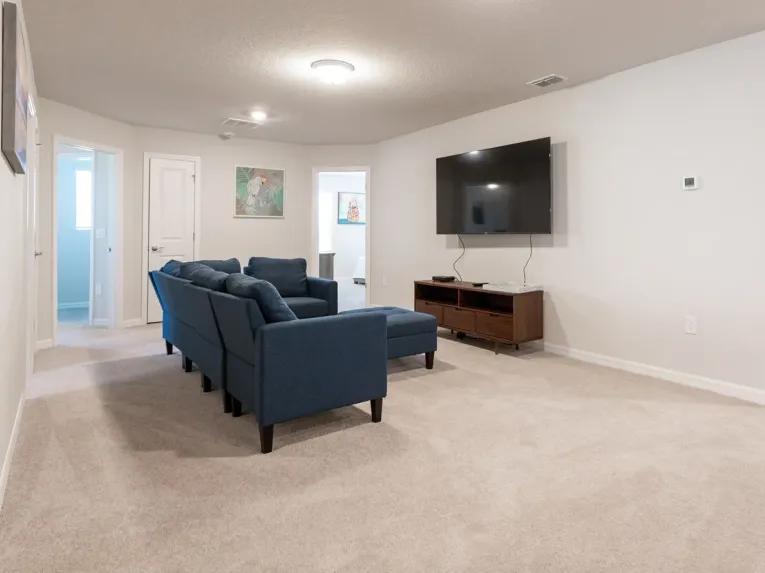 Windsor Island (6064) 10-bedroom Villa in Davenport