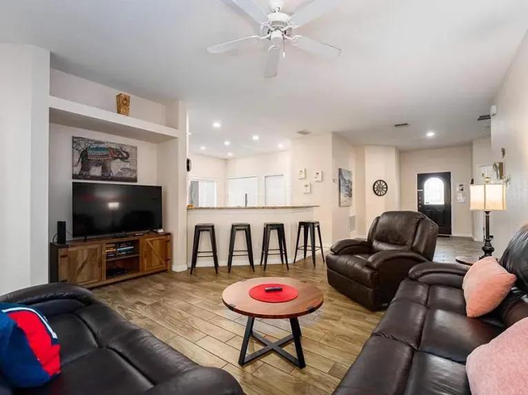 High Grove (29677) 4-bedroom Villa in Clermont