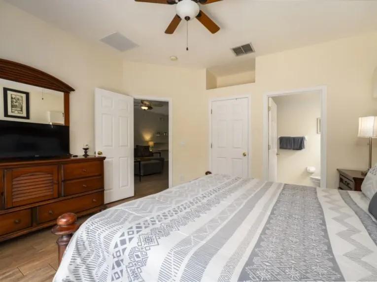 High Grove (29684) 4-bedroom Villa in Clermont