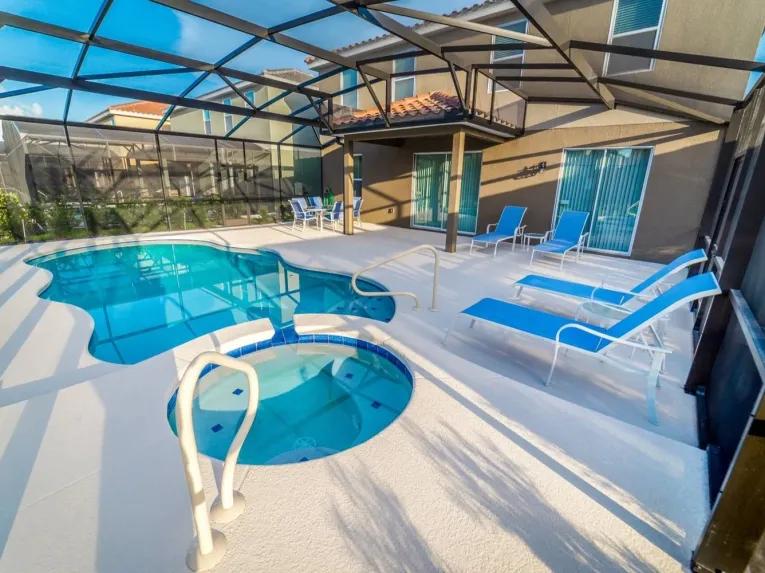 Solterra (5696) 6-bedroom Villa in Davenport