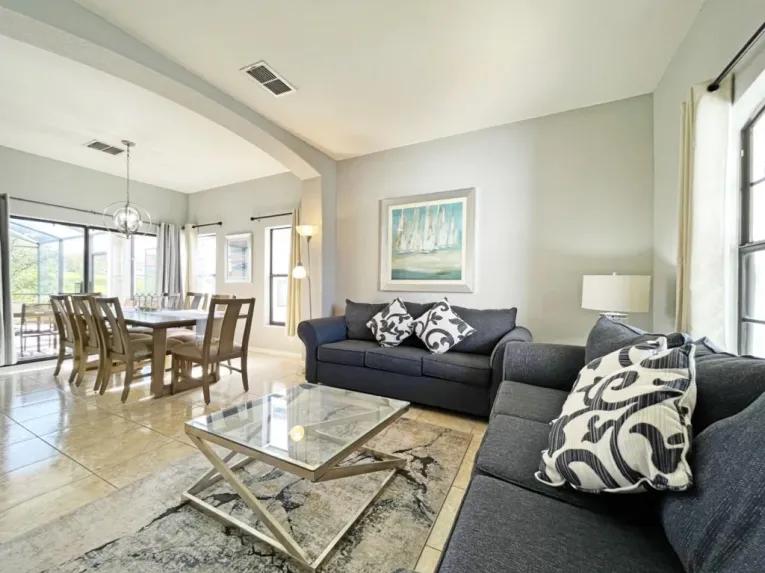 High Grove (11668) 5-bedroom Villa in Clermont