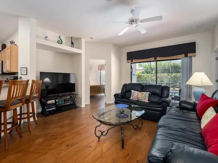High Grove (29685) 4-bedroom Villa in Clermont