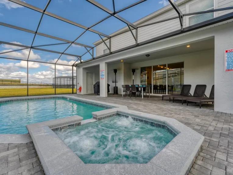 Windsor Island (7082) 10-bedroom Villa in Davenport