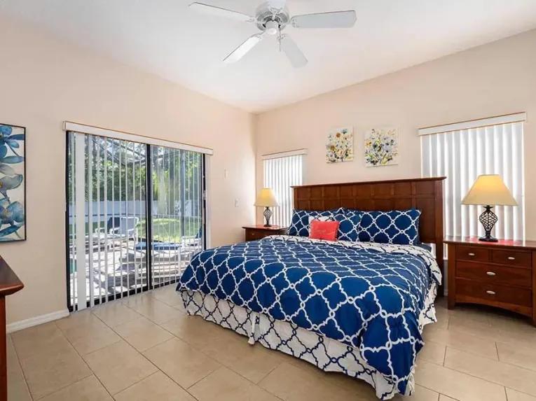 High Grove (29677) 4-bedroom Villa in Clermont