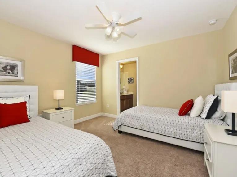 Solterra (3121) 6-bedroom Villa in Davenport