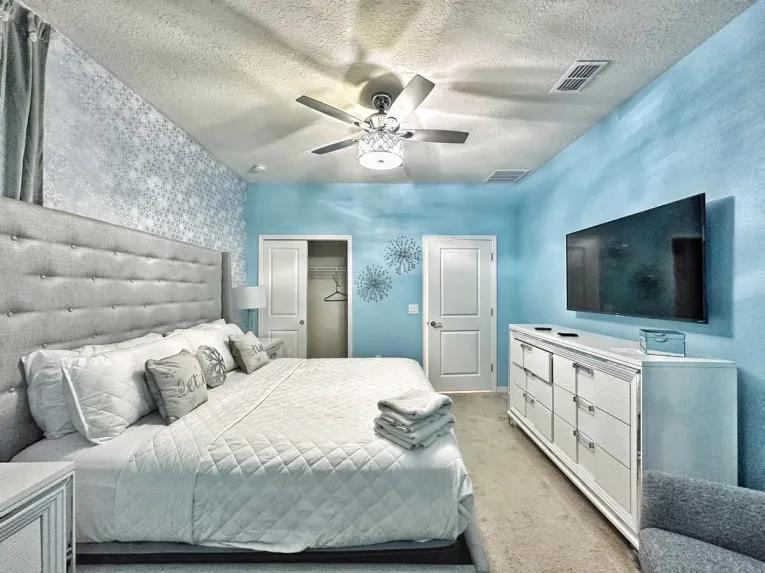 Windsor Island (24903) 7-bedroom Villa in Davenport