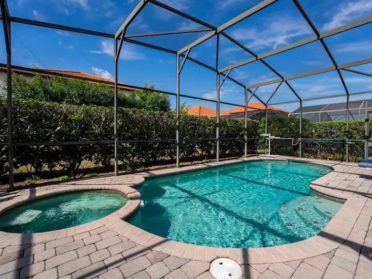 High Grove (29685) 4-bedroom Villa in Clermont