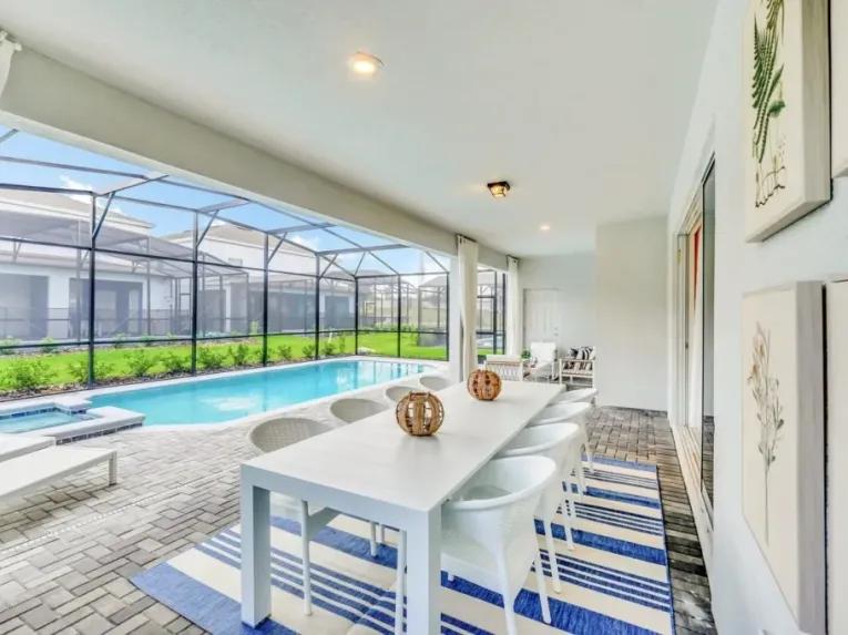 Windsor Island (6990) 10-bedroom Villa in Davenport