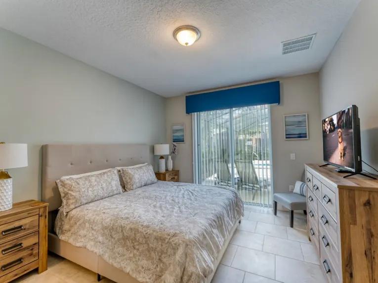 Solterra (7076) 6-bedroom Villa in Davenport