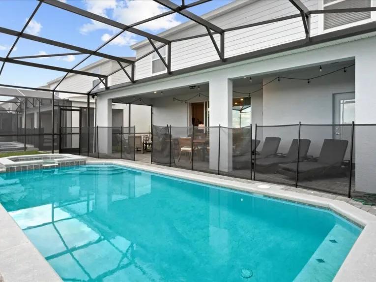 Windsor Island (24854) 10-bedroom Villa in Davenport