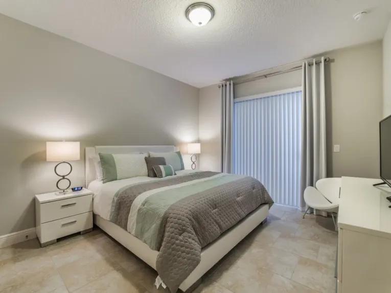 Solterra (5696) 6-bedroom Villa in Davenport