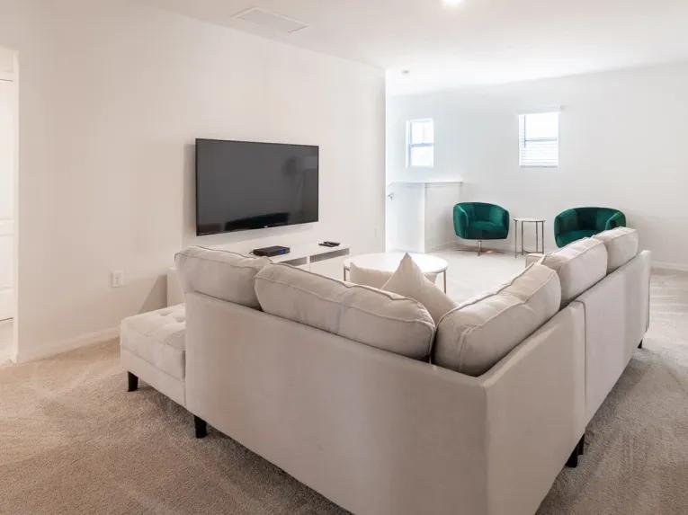 Solterra (5891) 6-bedroom Villa in Davenport