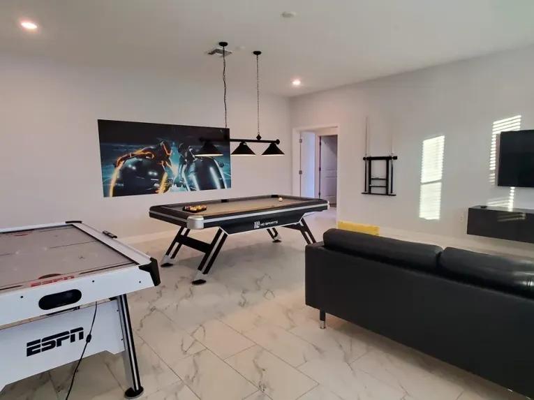Storey Lake (6727) 6-bedroom Villa in Kissimmee