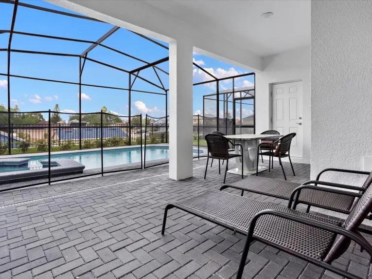Windsor Island (24908) 7-bedroom Villa in Davenport