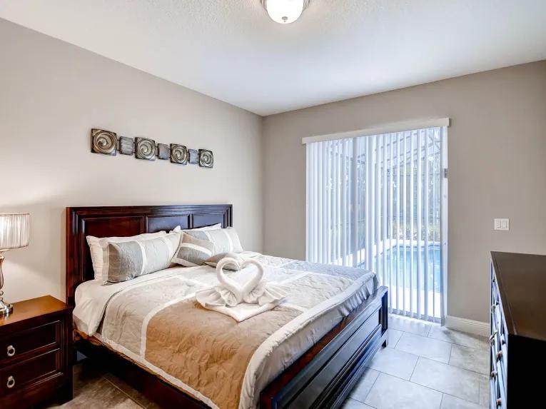 Solterra (5143) 5-bedroom Villa in Davenport