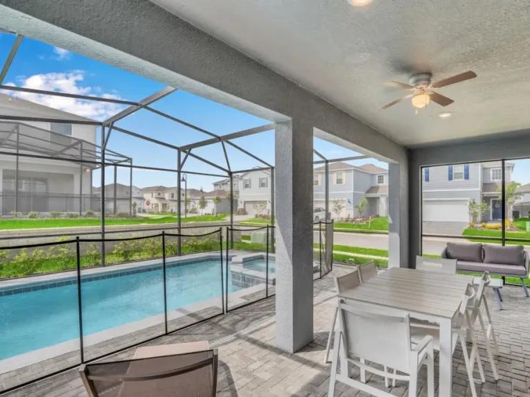 Windsor Island (4937) 7-bedroom Villa in Davenport