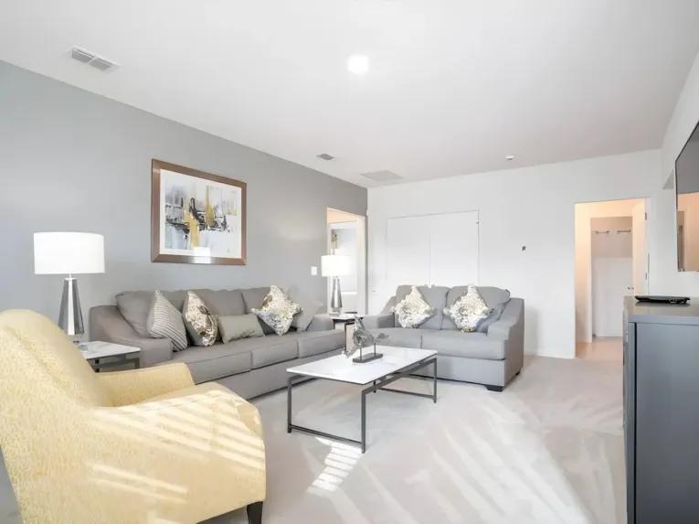Solterra (24952) 7-bedroom Villa in Davenport