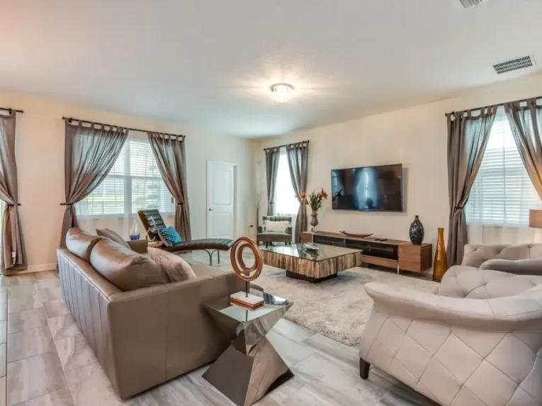 ChampionsGate (2606) 6-bedroom Villa in Davenport