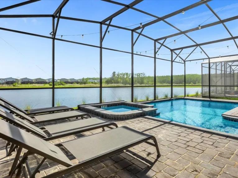 Storey Lake (24909) 9-bedroom Villa in Kissimmee