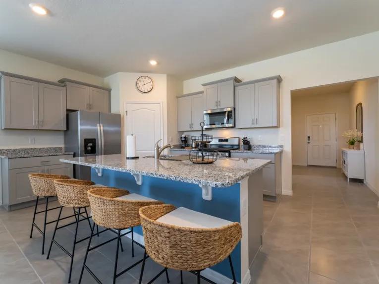 Solterra (7343) 6-bedroom Villa in Davenport