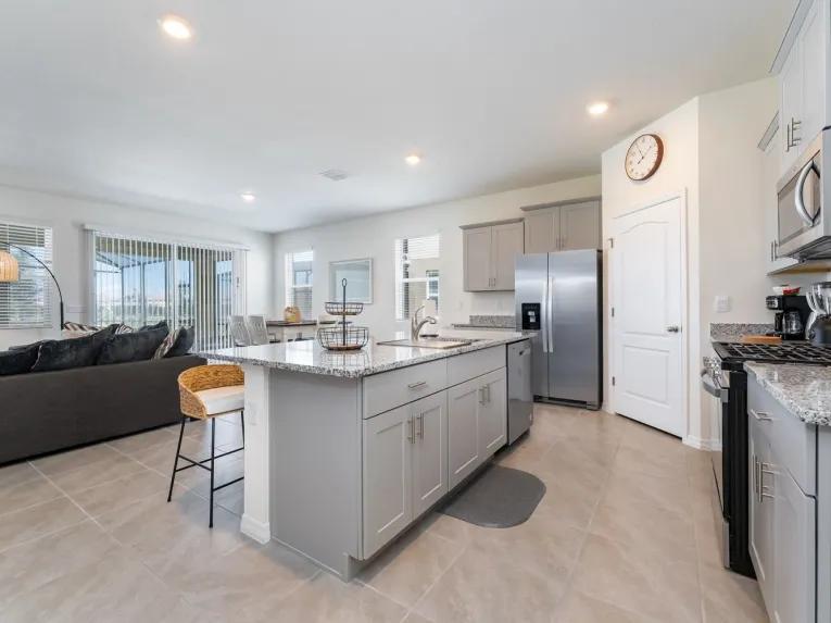 Solterra (7343) 6-bedroom Villa in Davenport