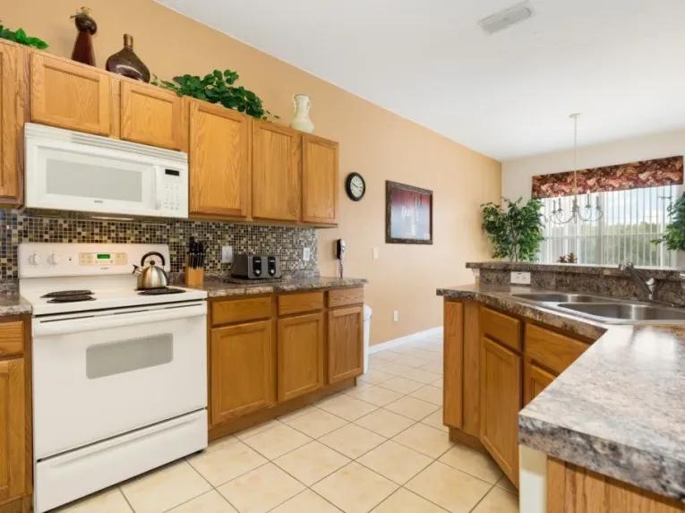 Highlands Reserve (29534) 4-bedroom Villa in Davenport